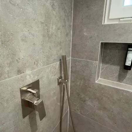 Apartman Urban Lotus , Self Check-in
