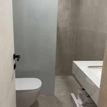 Urban Lotus , Self Check-in Tirana