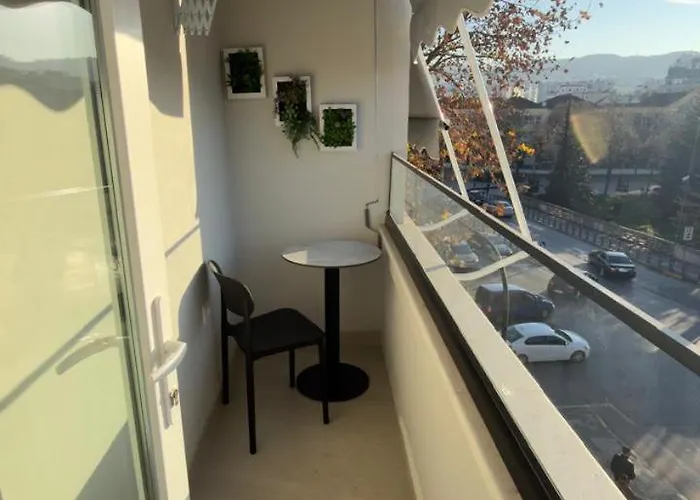 Urban Lotus , Self Check-in *