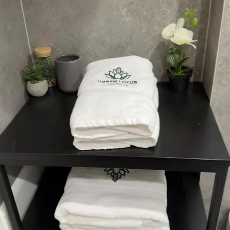 Urban Lotus , Self Check-in Tirana