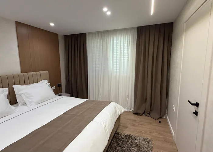 Urban Lotus , Self Check-in Apartment Tirana