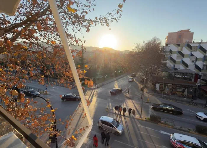 Urban Lotus , Self Check-in Apartment *